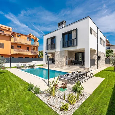 Detached For 6 Novigrad Istria