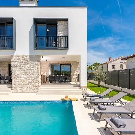 Detached For 6 Novigrad Istria